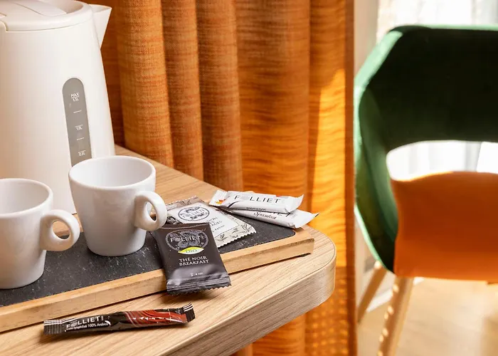 Hotel Hôtel&résidence Lou Paradou Les Bains 3*