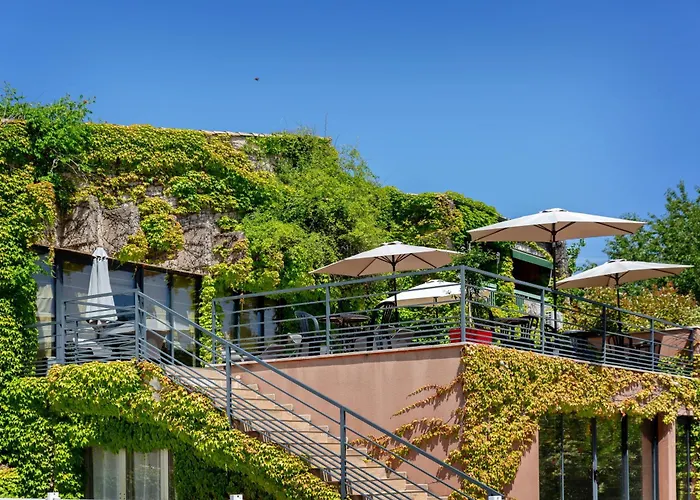 Hôtel&résidence Lou Paradou Les Bains 3* Gréoux-les-Bains