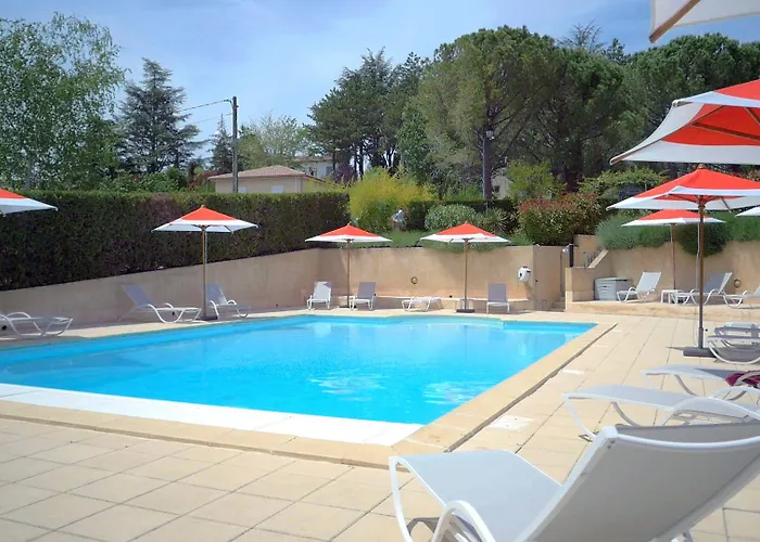 Hotel Hôtel&résidence Lou Paradou Les Bains