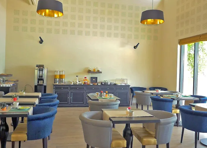 Hotel Hôtel&résidence Lou Paradou Les Bains