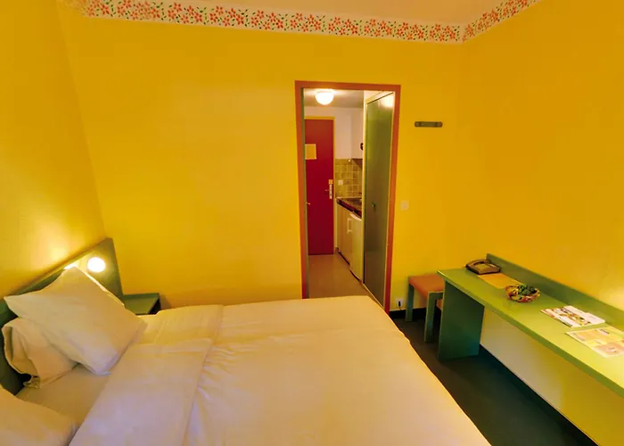 Hotel Hôtel&résidence Lou Paradou Les Bains