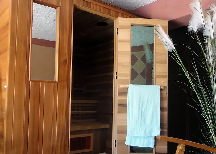 Hôtel&résidence Lou Paradou Les Bains