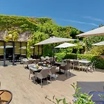 & Lou Paradou Les Bains Hotel 3*