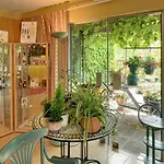 Hôtel&résidence Lou Paradou Les Bains Gréoux-les-Bains