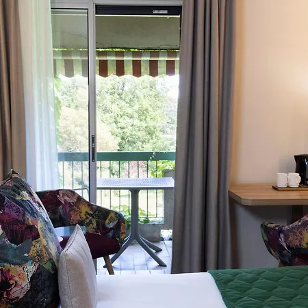 & Lou Paradou Les Bains Hotel 3*