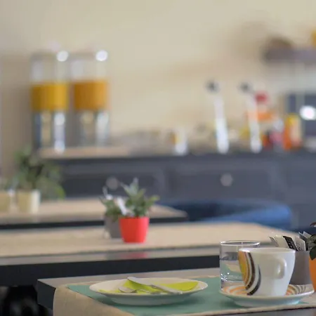 & Lou Paradou Les Bains 3*