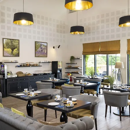 & Lou Paradou Les Bains Hotel 3*