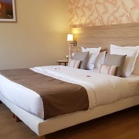 Otel Lou Paradou 3*