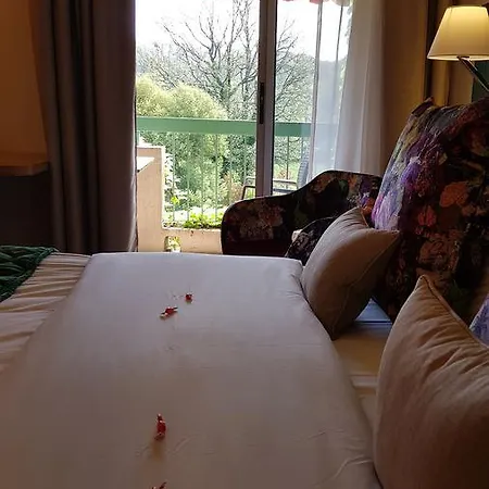 Lou Paradou Otel Gréoux-les-Bains