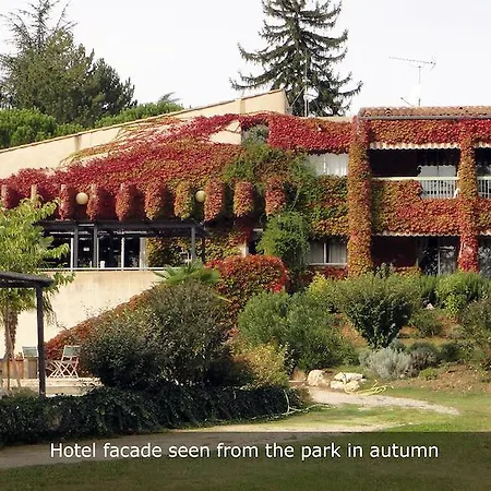 Otel Lou Paradou