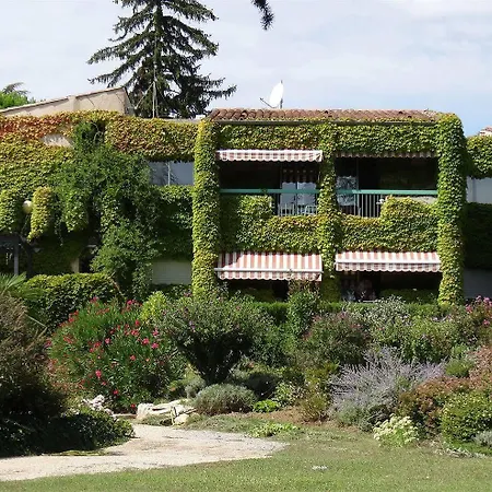 Otel Lou Paradou Gréoux-les-Bains