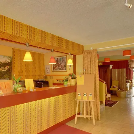 Otel Lou Paradou Gréoux-les-Bains