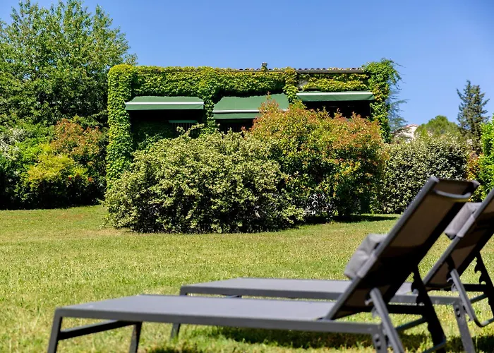 Hotel & Lou Paradou Les Bains Greoux-les-Bains