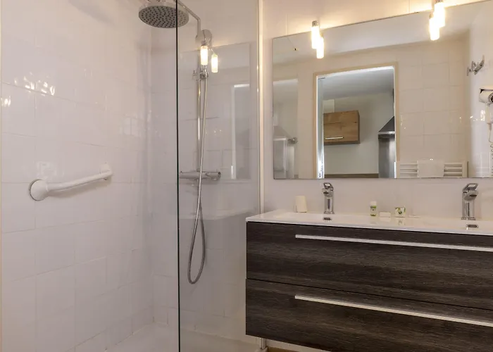 & Lou Paradou Les Bains Hotel Greoux-les-Bains